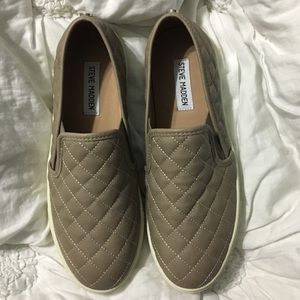 steve madden slip on shoes